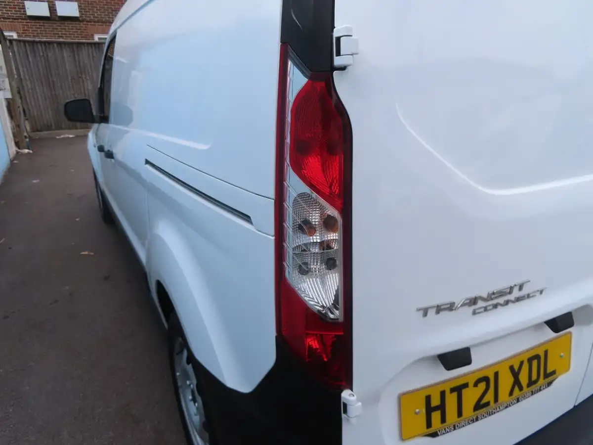 2021-ford-transit-connect-big-25