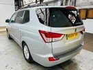 2014-kgm-ssangyong-turismo-20td-es-t-tronic-small-4