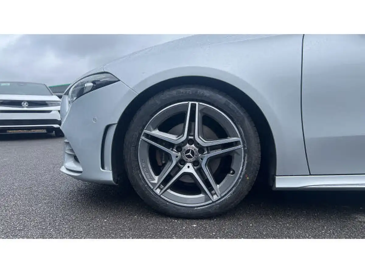 2020-mercedes-benz-a-class-13-a180-amg-line-executive-hatchback-5d-7g-dct-big-6