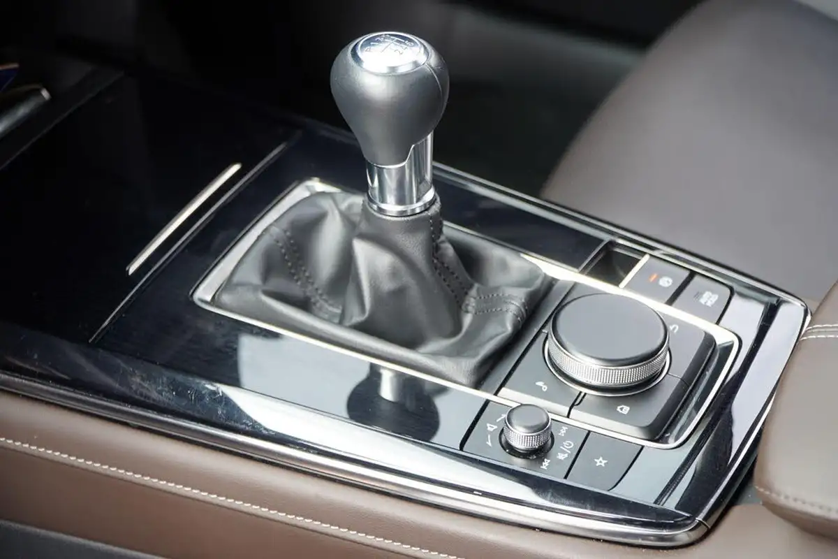 2020-mazda-mazda3-20-gt-sport-tech-122ps-hatchback-5d-big-25