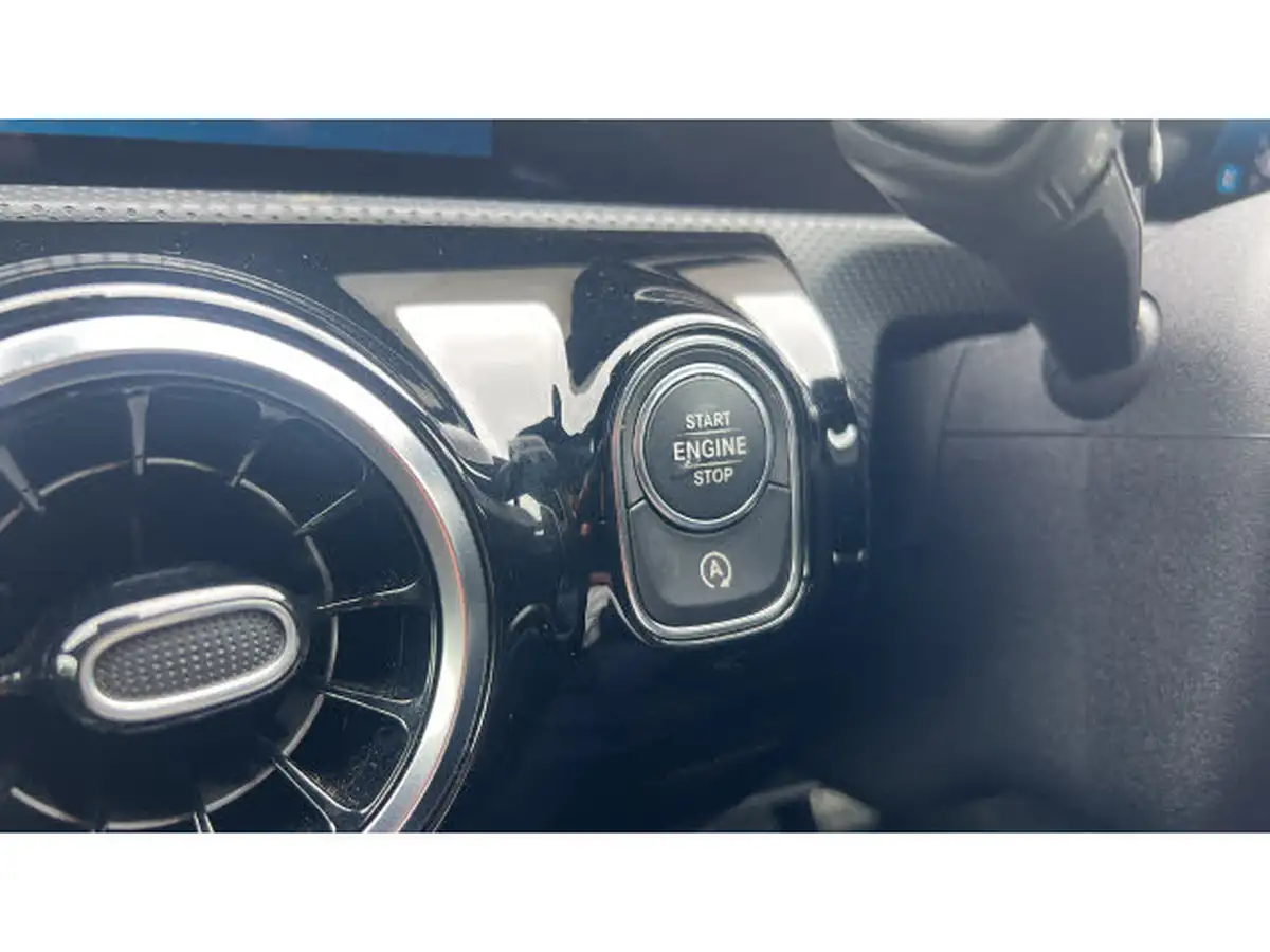 2020-mercedes-benz-a-class-13-a180-amg-line-executive-hatchback-5d-7g-dct-big-30
