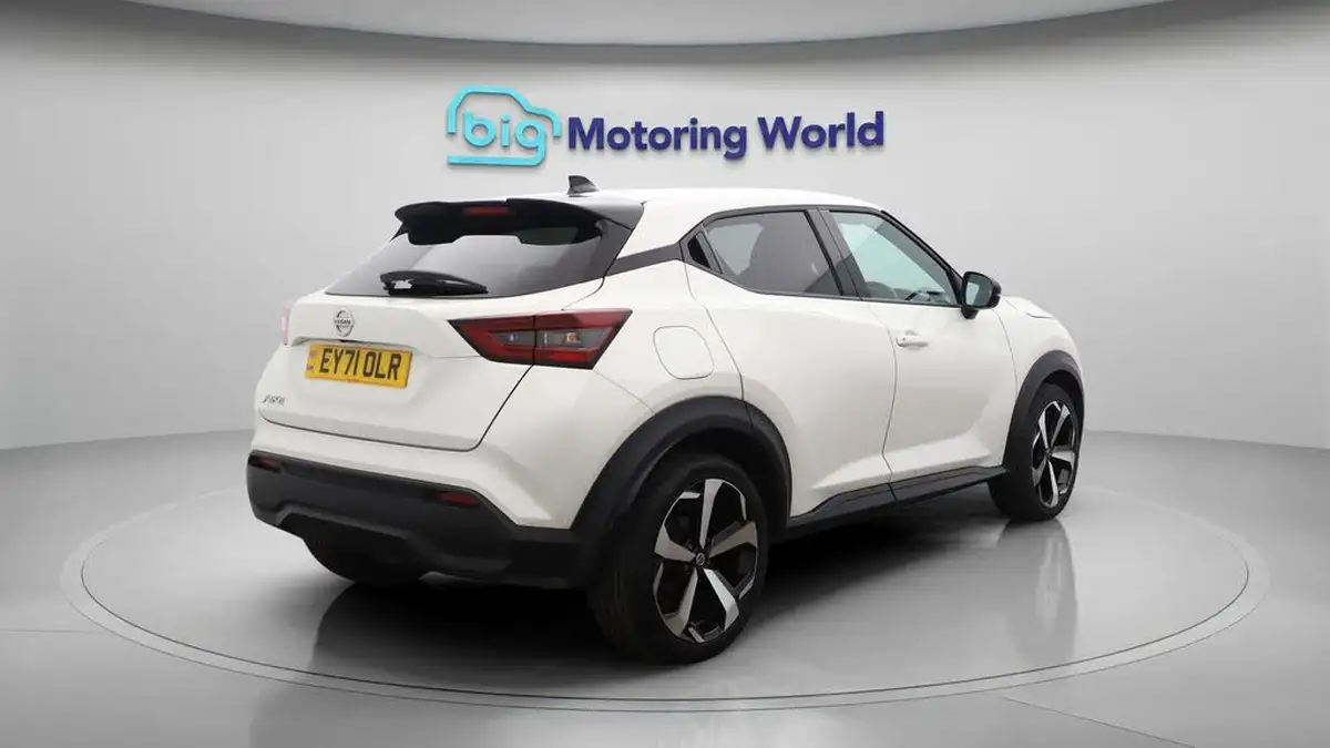 2021-nissan-juke-10-dig-t-tekna-big-7