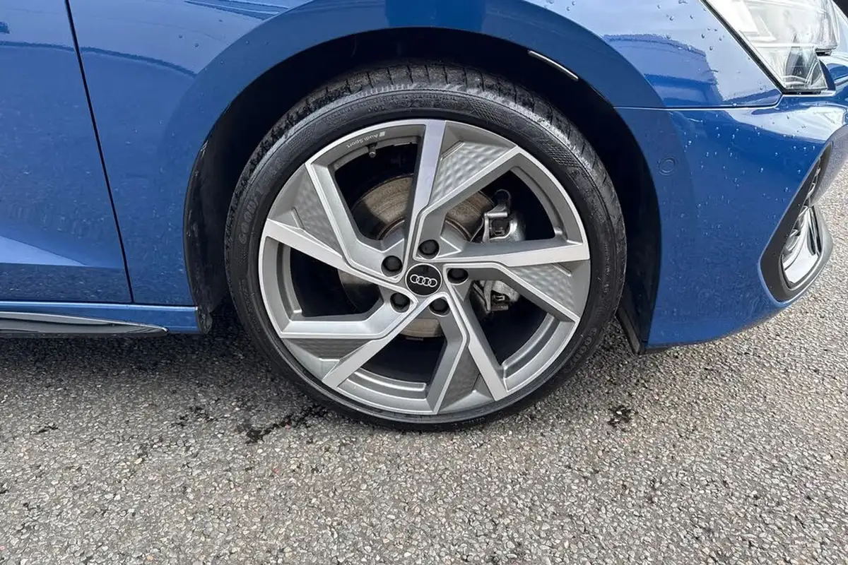 2024-audi-a3-15-35-tfsi-black-edition-saloon-4d-big-10
