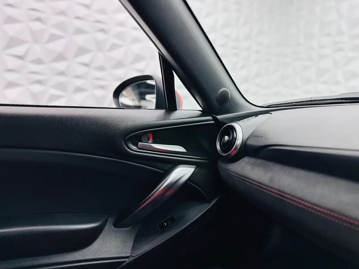 2017-abarth-124-14-multiair-spider-big-45