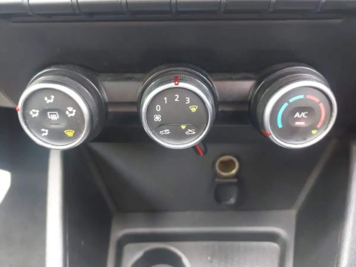 2019-dacia-duster-13-tce-comfort-1333cc-big-17