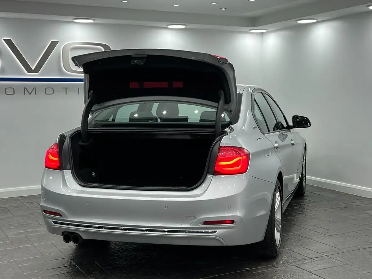 2017-bmw-3-series-20-330e-sport-big-70