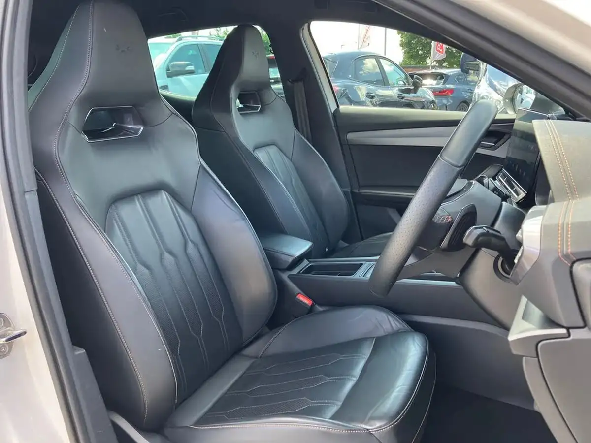 2024-cupra-formentor-14-e-hybrid-v2-big-36