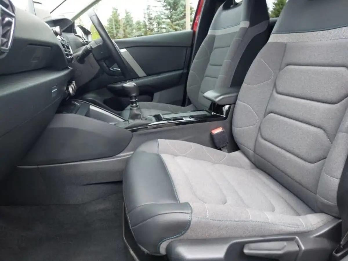 2021-citroen-c4-12-puretech-shine-130ps-big-4