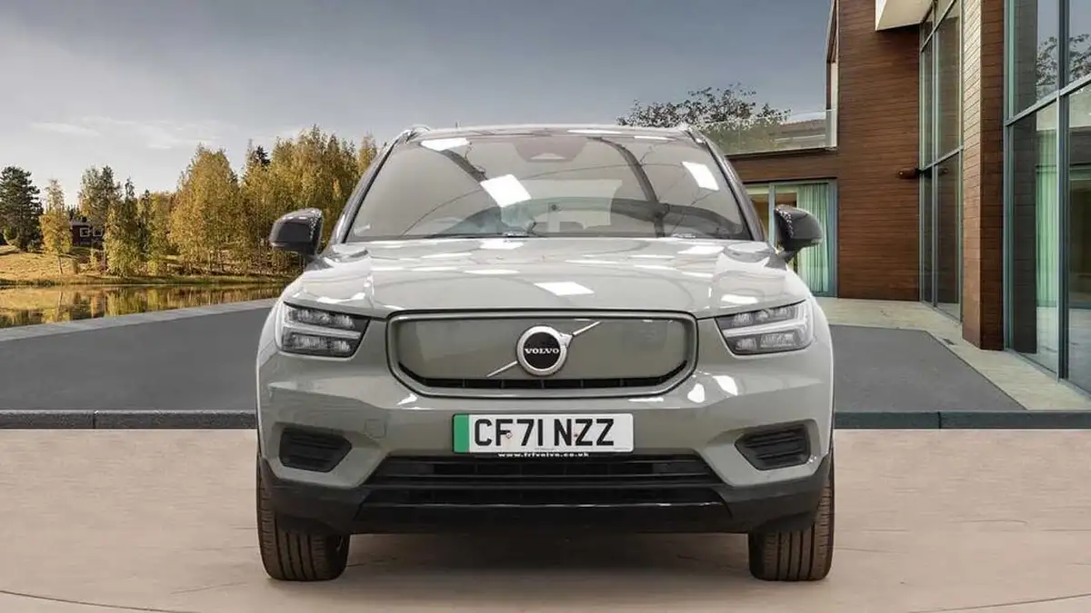 2022-volvo-xc40-e-twin-recharge-big-15