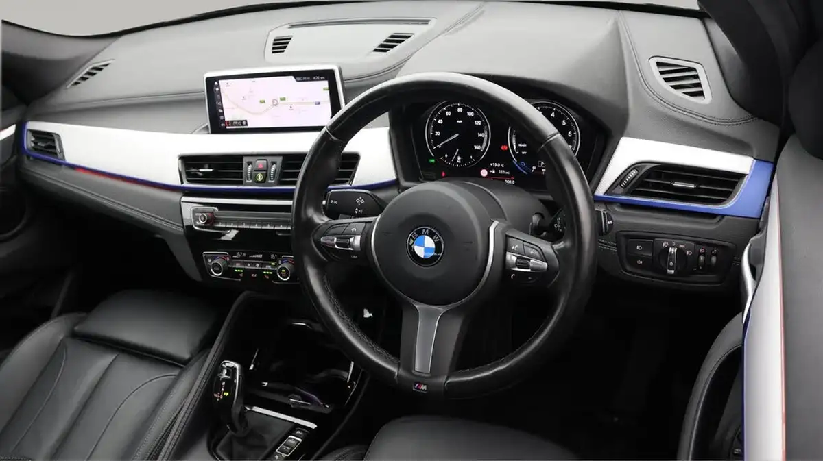 2021-bmw-x1-15-sdrive18i-m-sport-tech-pack-ii-dct-big-9
