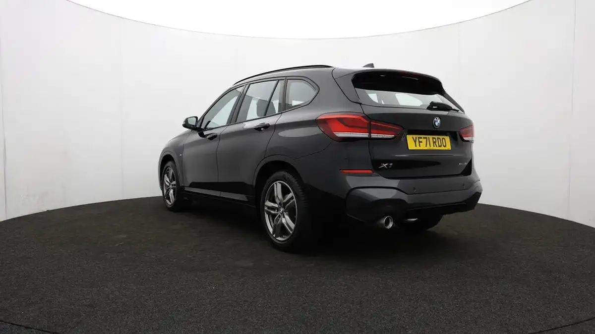 2021-bmw-x1-15-sdrive18i-m-sport-tech-pack-ii-dct-big-73