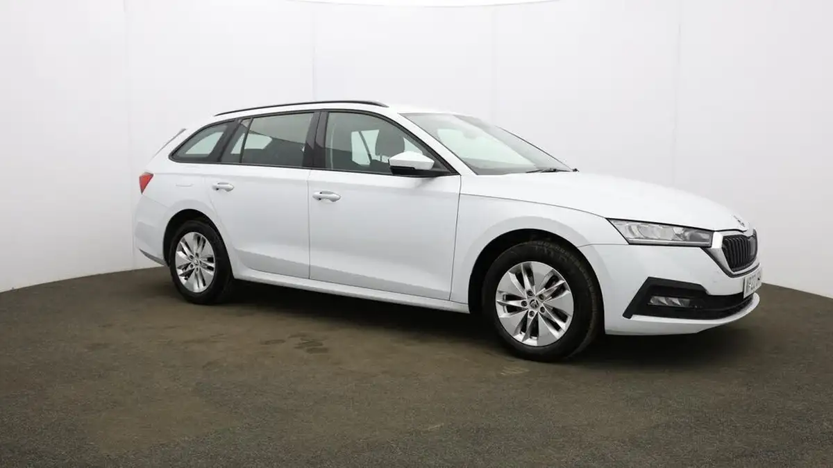 2022-skoda-octavia-10-tsi-se-technology-110ps-estate-big-42