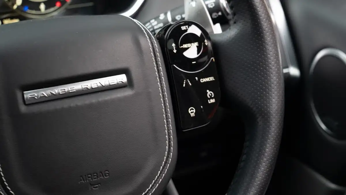 2022-land-rover-range-rover-sport-50-v8-p575-svr-carbon-edition-big-22
