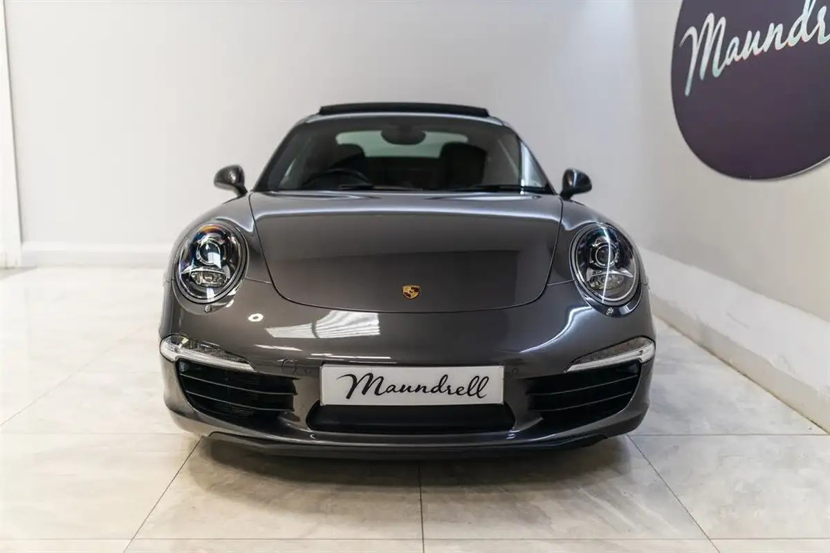 2012-porsche-911-38-carrera-s-400bhp-coupe-big-4