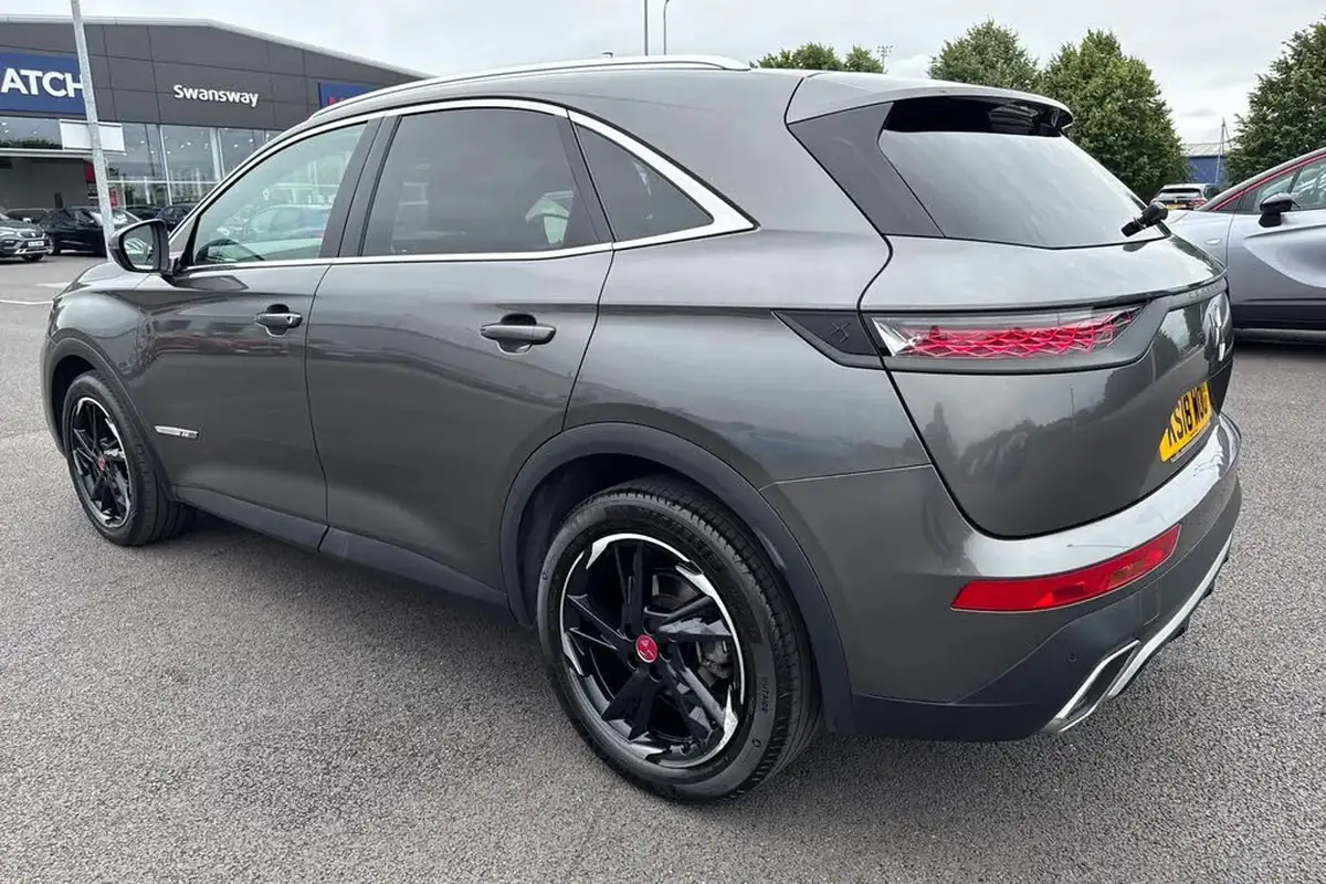2018-ds-ds-7-crossback-20bluehdi-performance-line-big-29