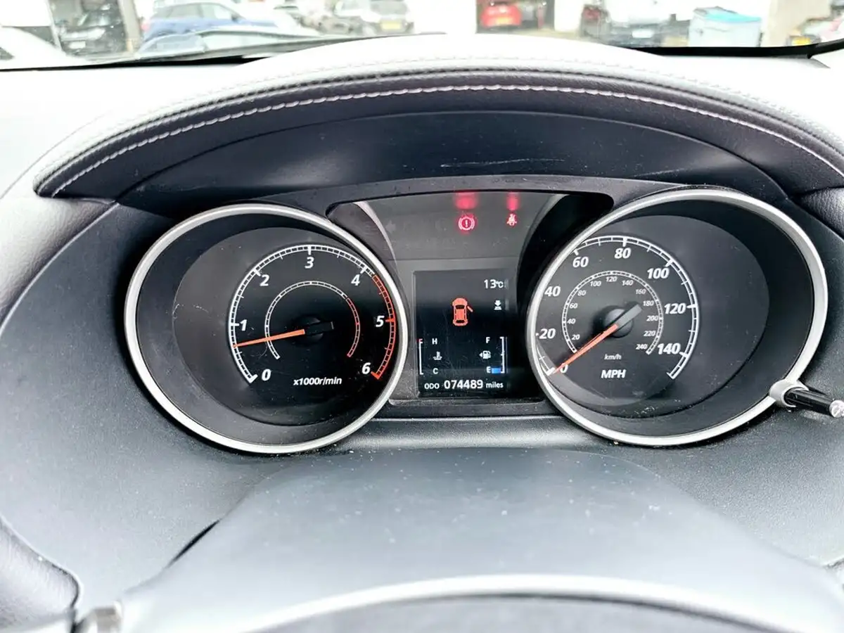 2011-mitsubishi-outlander-22td-gx3-2268cc-big-11