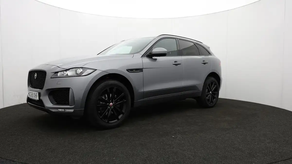 2020-jaguar-f-pace-20-i4d-chequered-flag-180ps-big-56