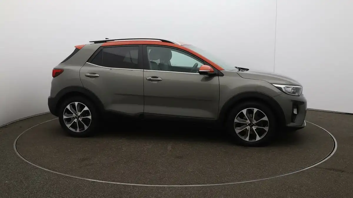 2018-kia-stonic-10-t-gdi-4-big-48