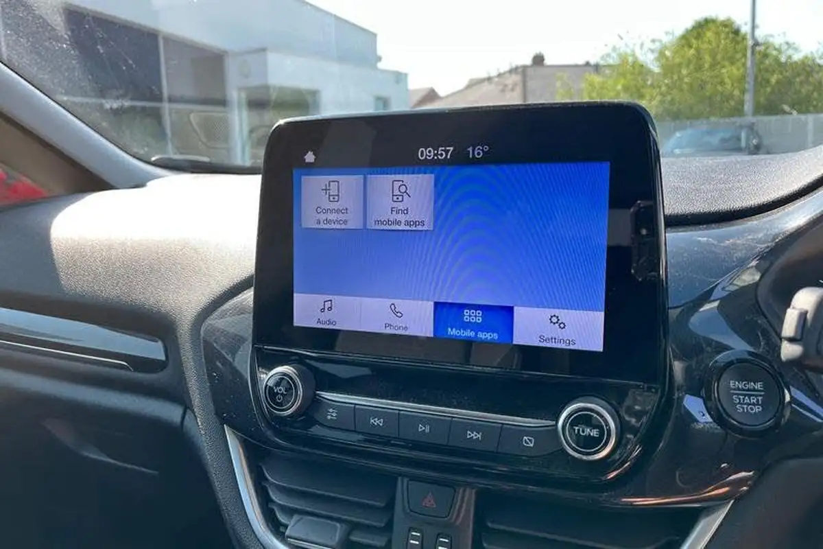 2023-ford-fiesta-10t-active-125ps-hybrid-mhev-big-31