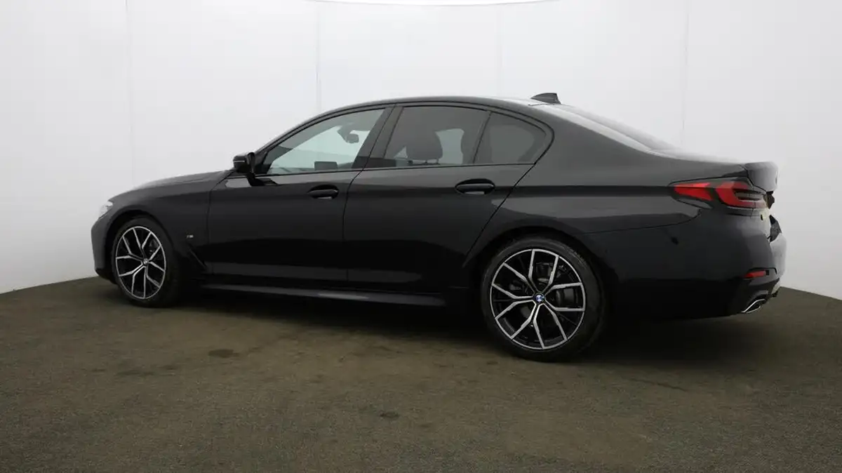 2021-bmw-5-series-20td-520d-m-sport-mht-saloon-4d-big-67