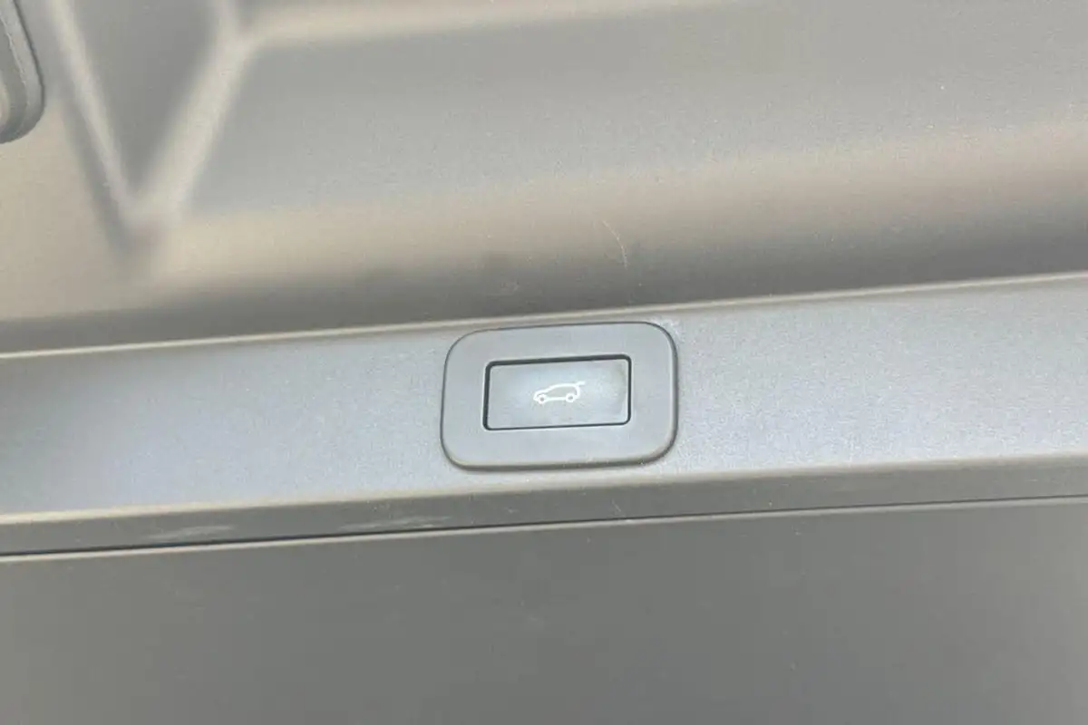 2024-land-rover-range-rover-30-d350-se-big-38