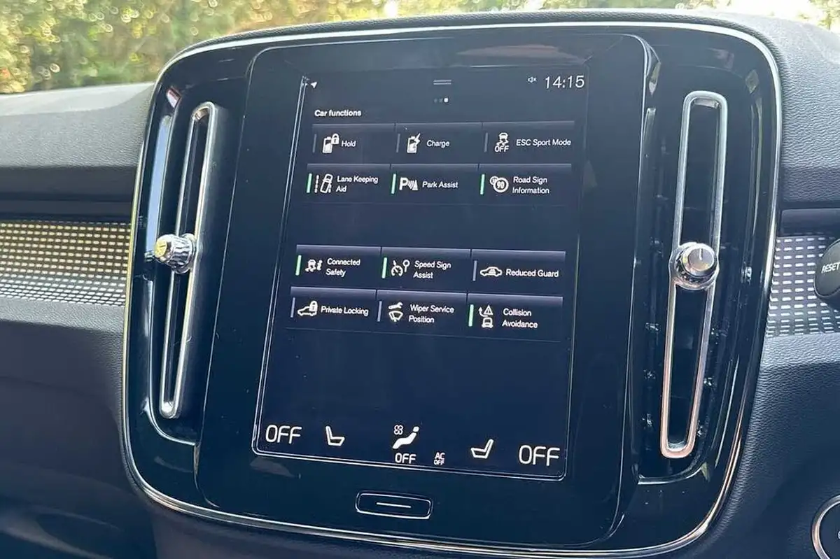 2021-volvo-xc40-15-t4-r-design-208bhp-big-36