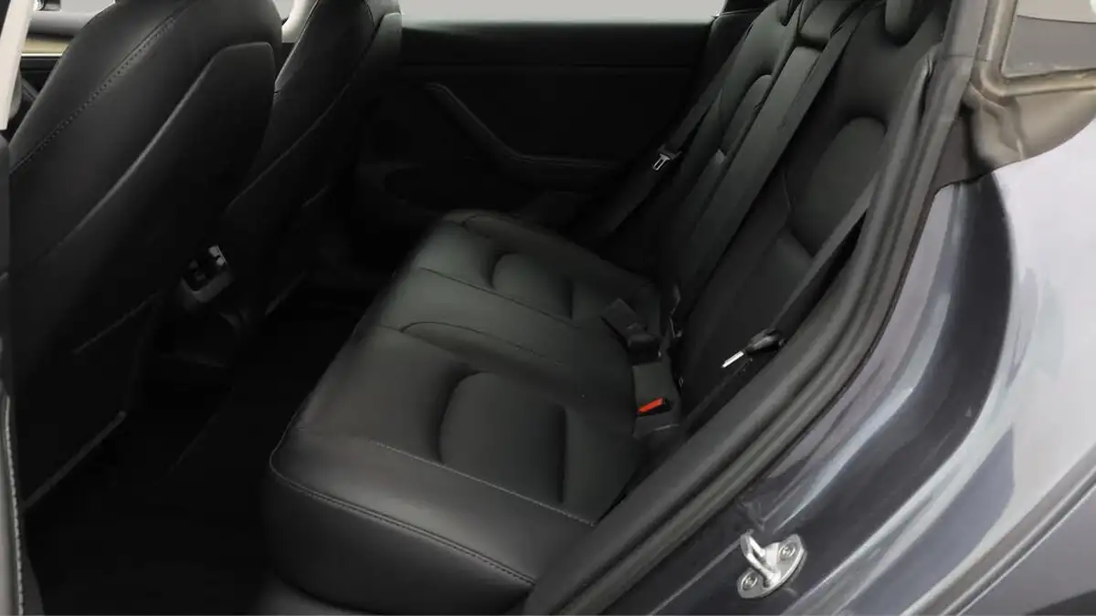 2023-tesla-model-3-e-long-range-346bhp-big-16