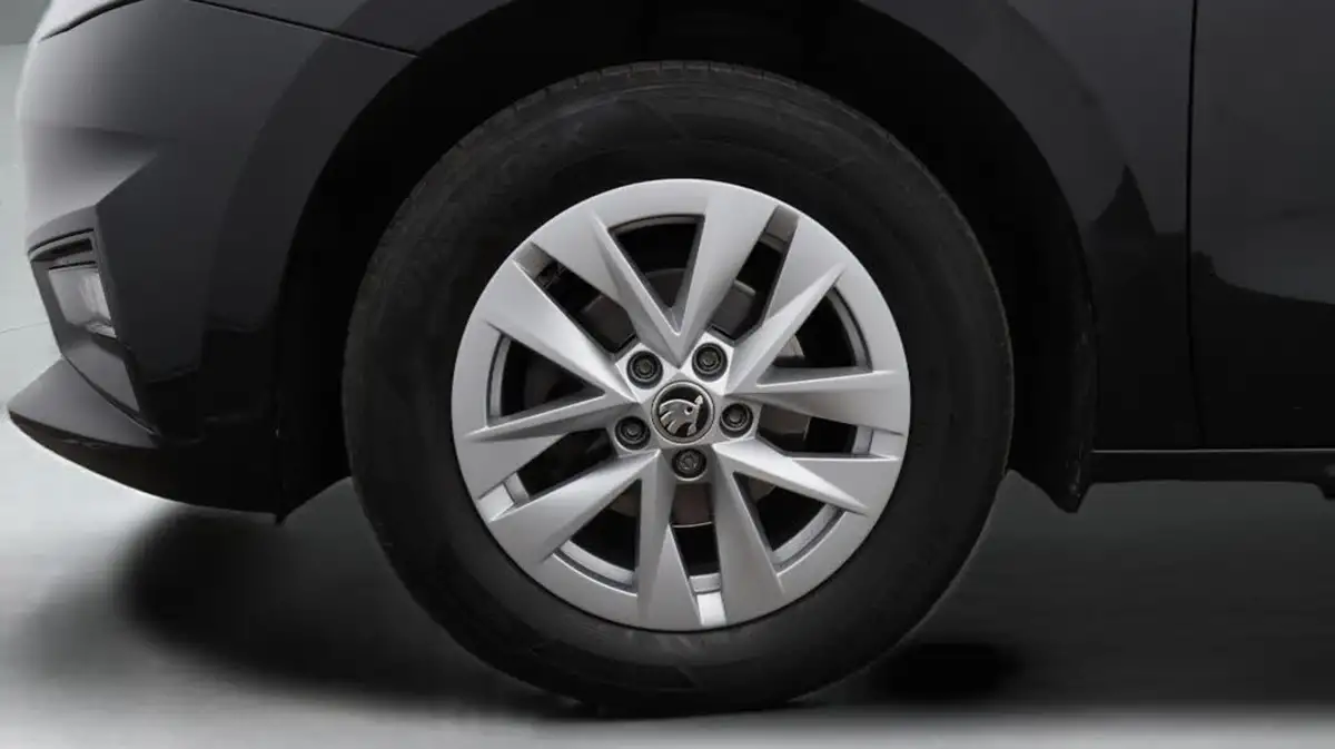 2022-skoda-fabia-10-mpi-se-comfort-big-18