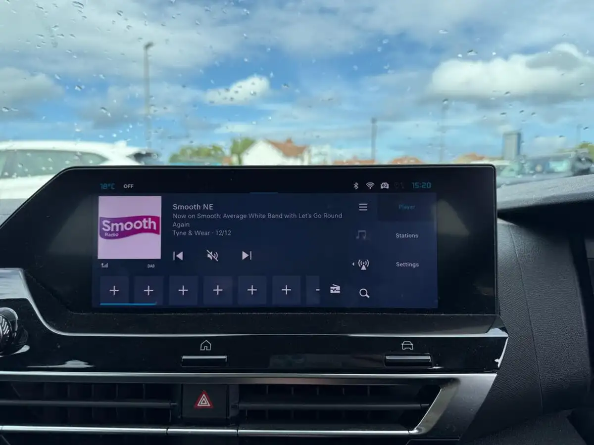 2023-citroen-c4-12-puretech-plus-big-41