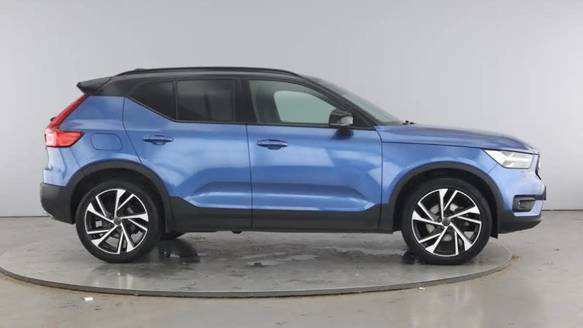 2020-volvo-xc40-20-t4-r-design-pro-awd-big-3