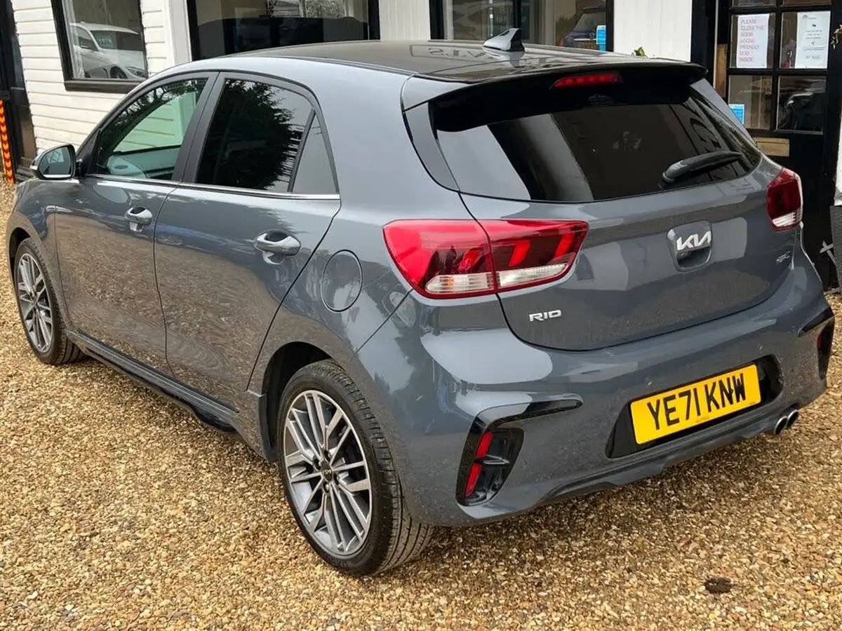 2021-kia-rio-10-t-gdi-gt-line-s-48v-big-13
