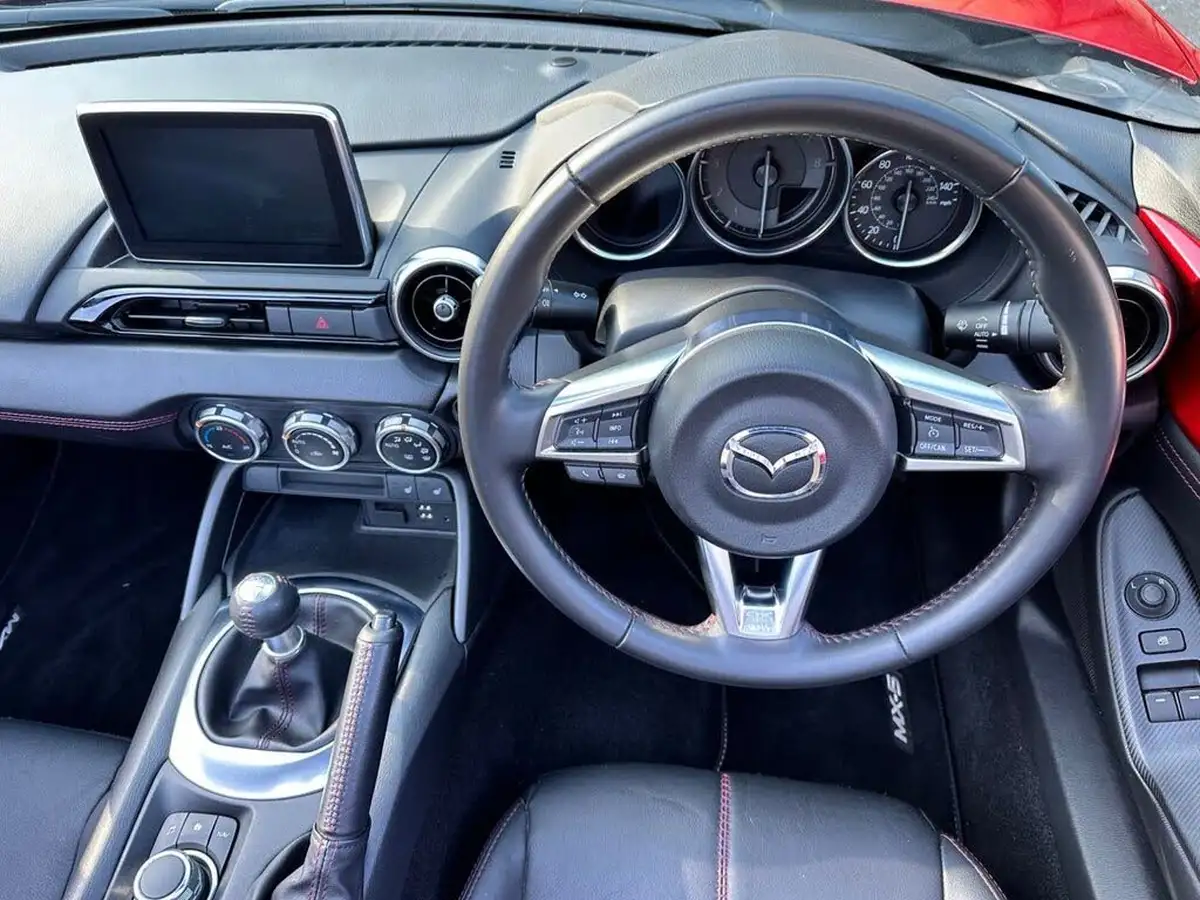 2015-mazda-mx-5-20-sport-nav-big-14