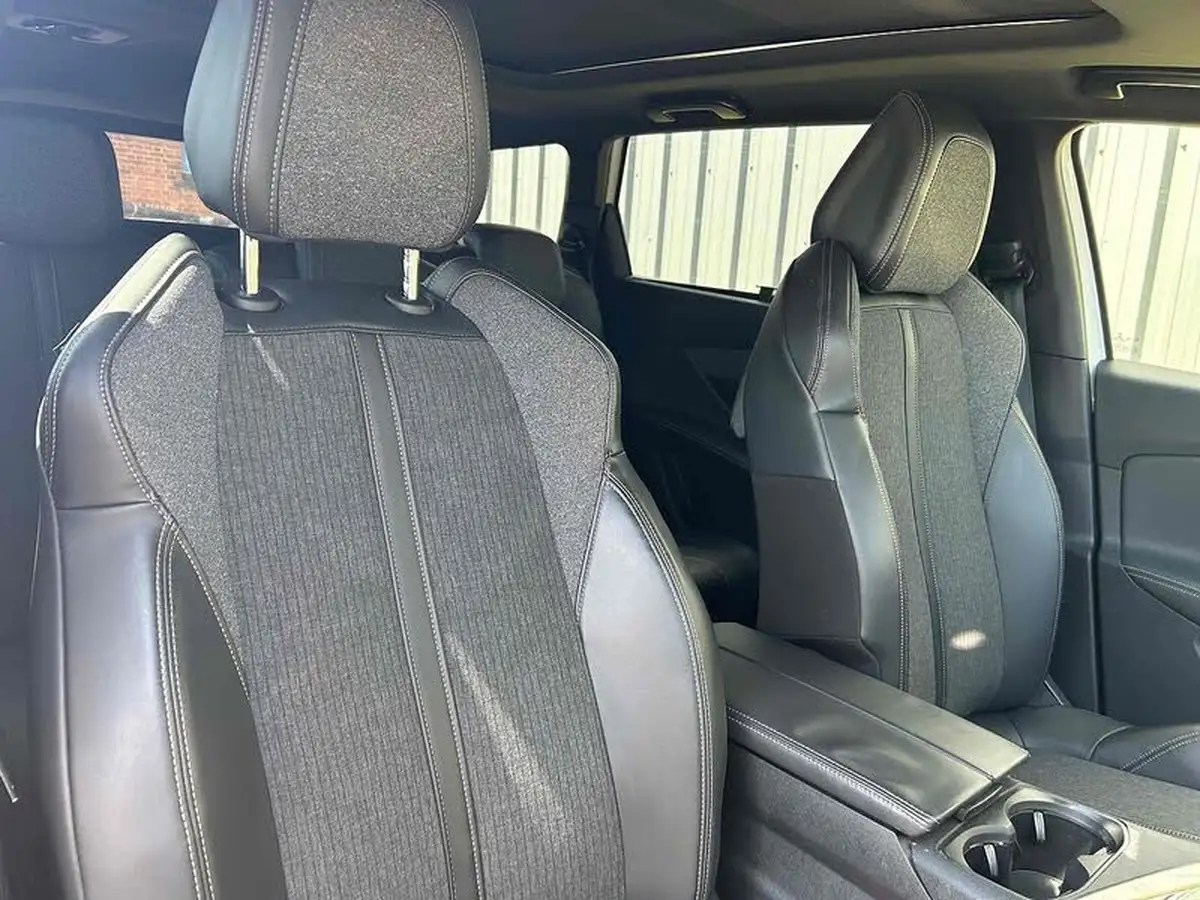2018-peugeot-5008-suv-12-puretech-gt-line-big-10