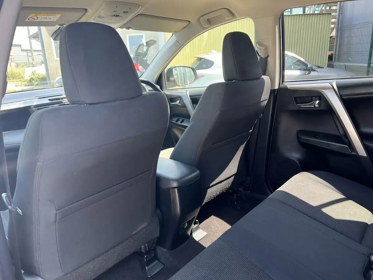 2016-toyota-rav4-25-vvt-i-business-edition-plus-tss-navi-cvt-big-26