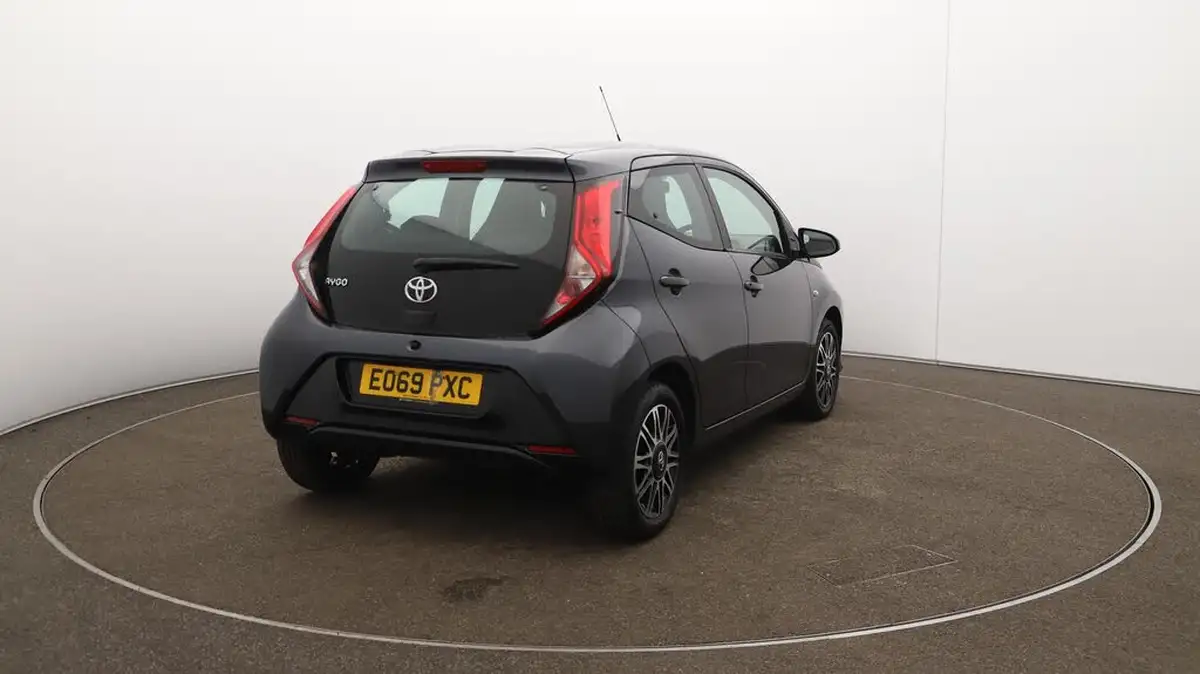 2019-toyota-aygo-10-vvt-i-x-play-tss-x-shift-big-54
