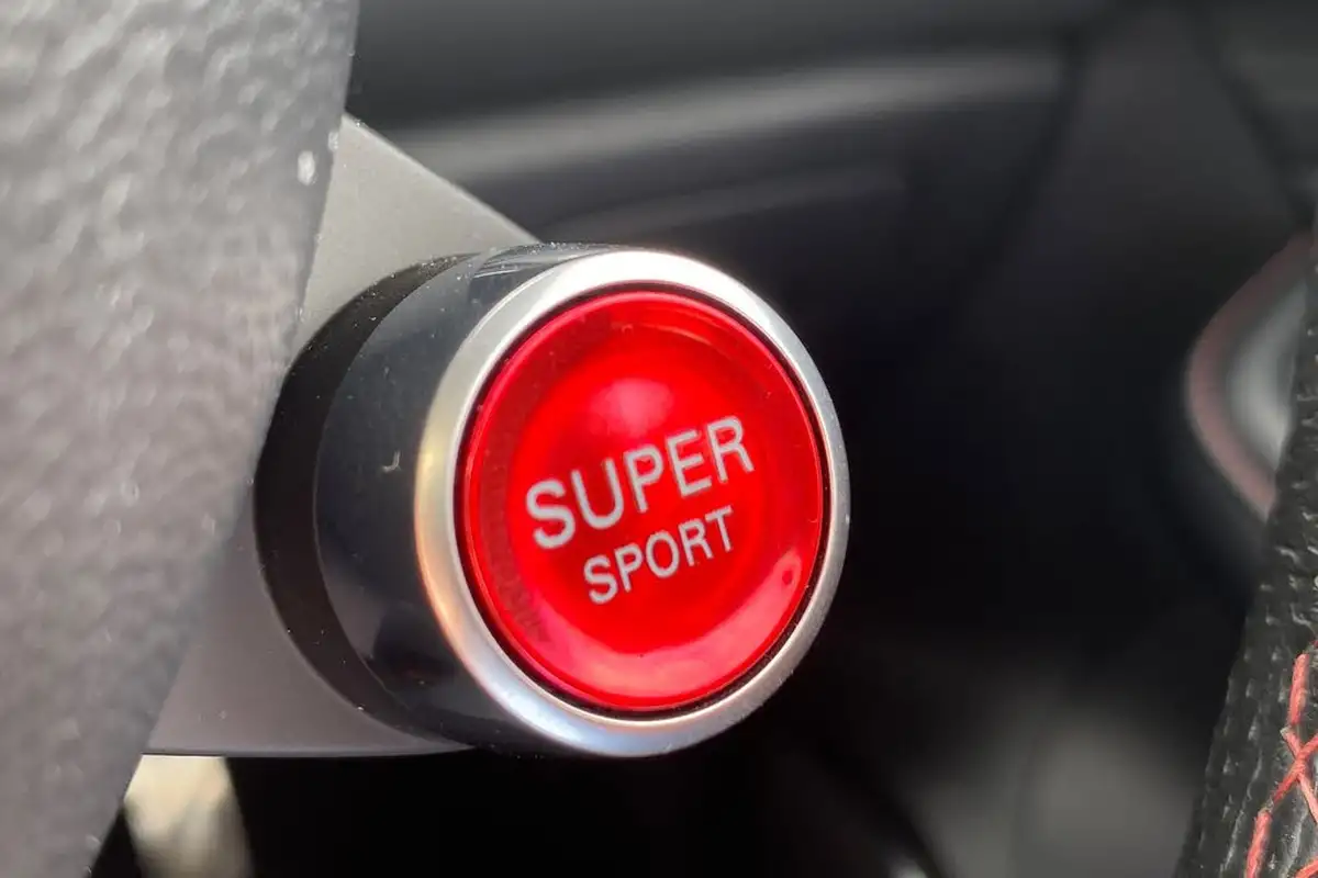 2024-mg-hs-15t-gdi-trophy-162ps-1490cc-dct-big-25