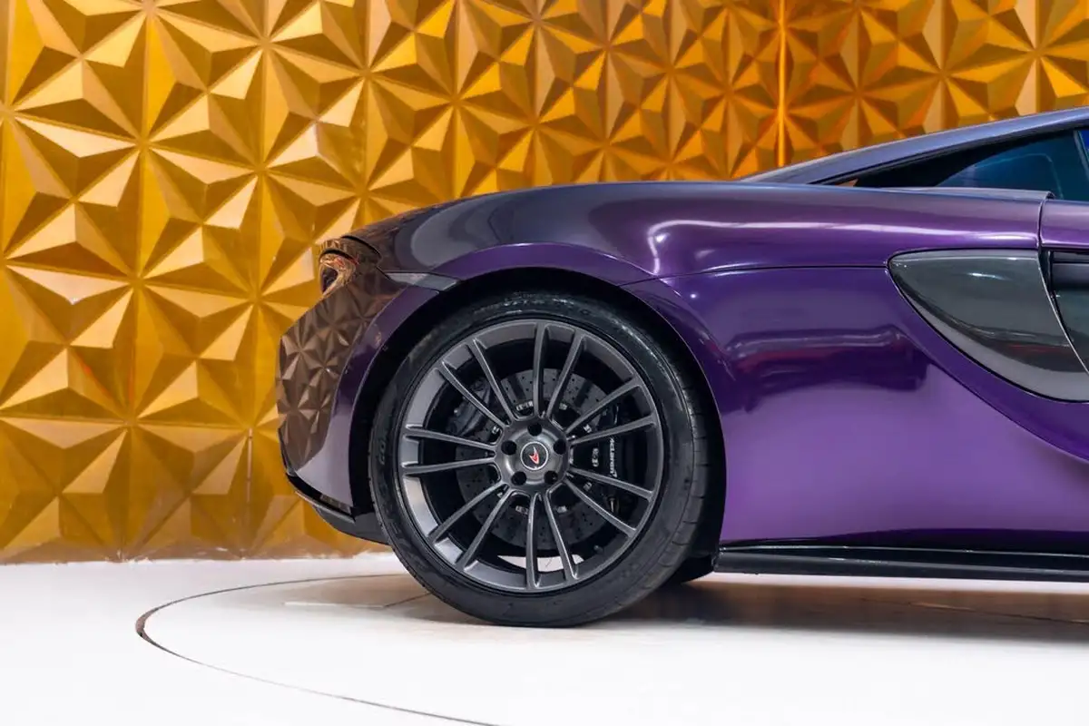 2016-mclaren-570s-38-big-16
