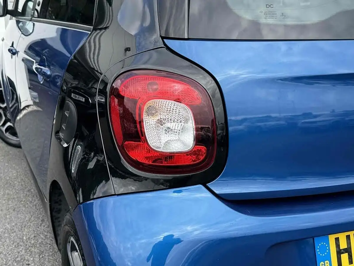 2015-smart-forfour-10-night-sky-prime-premiumss-big-10