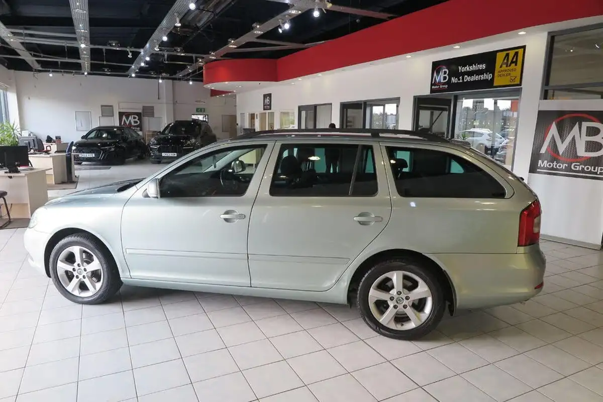 2012-skoda-octavia-14-se-124ps-estate-dsg-big-5