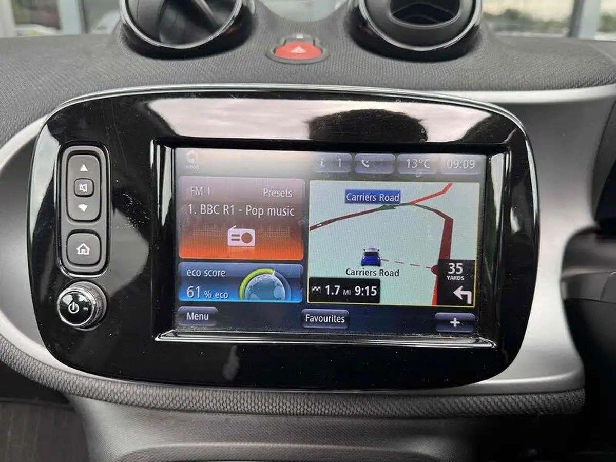 2015-smart-forfour-10-night-sky-prime-premiumss-big-34