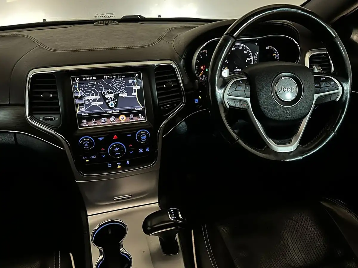 2014-jeep-grand-cherokee-30crd-overland-big-11