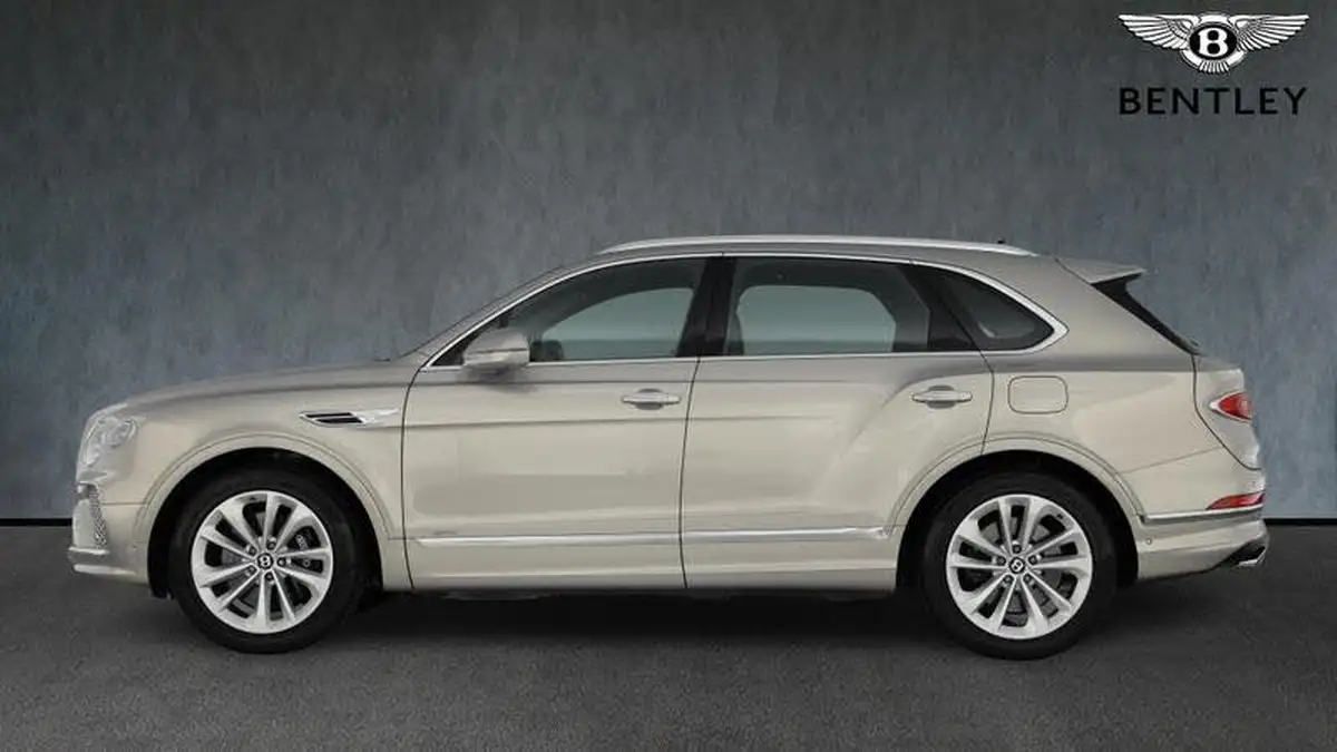 2020-bentley-bentayga-30-hybrid-big-23