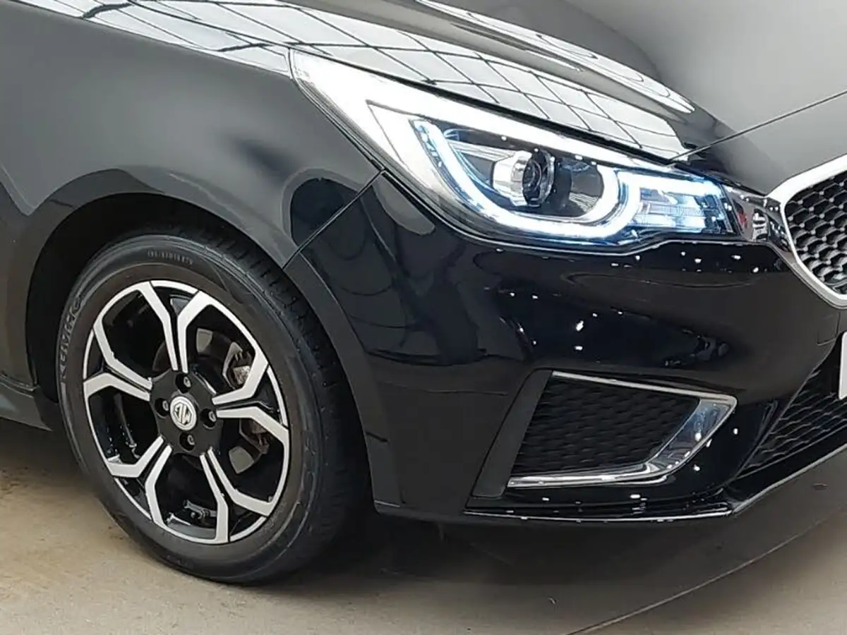2021-mg-mg3-15-vti-tech-exclusive-nav-big-8