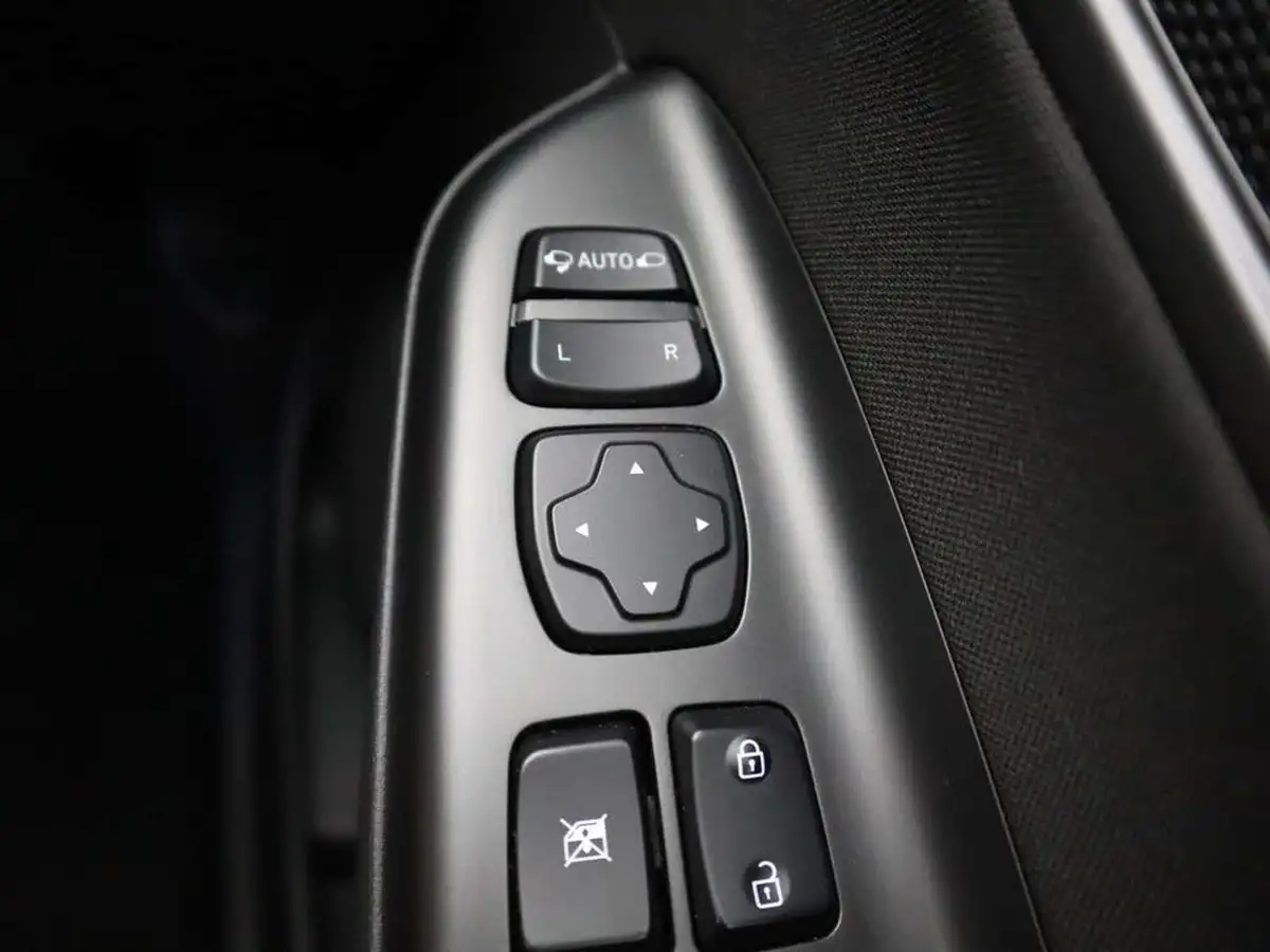 2022-hyundai-kona-16-gdi-premium-big-39