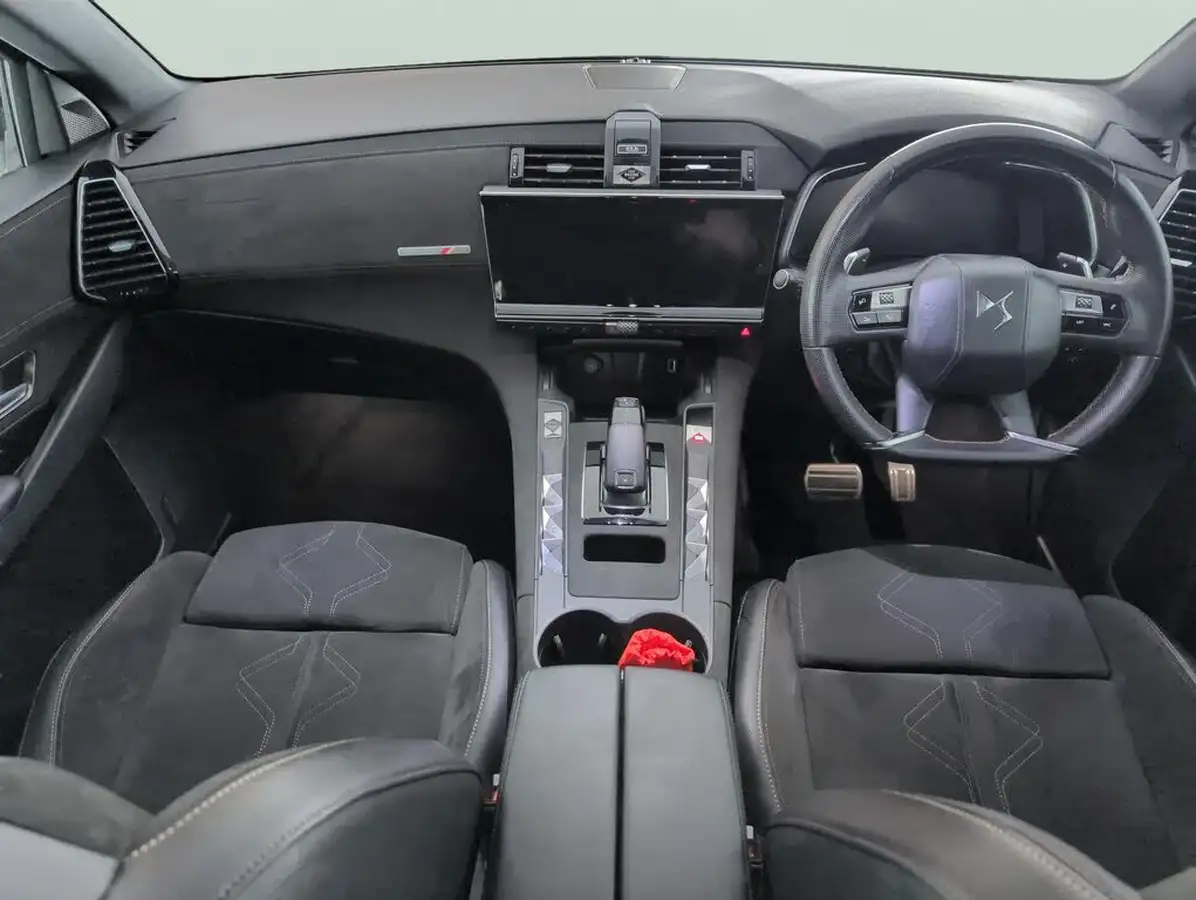 2022-ds-ds-7-crossback-15-bluehdi-performance-line-big-2