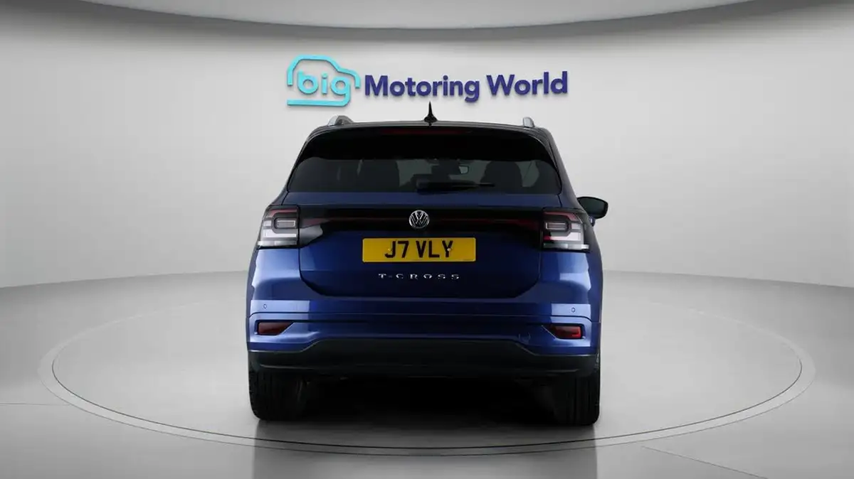 2019-volkswagen-t-cross-10-tsi-r-line-big-6