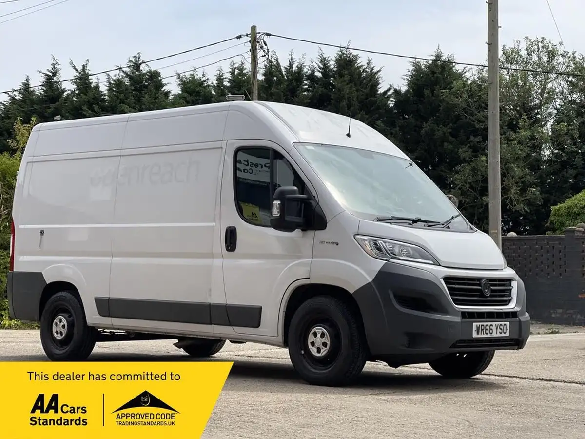 2017-fiat-ducato-20td-35-lh2-panel-big-0