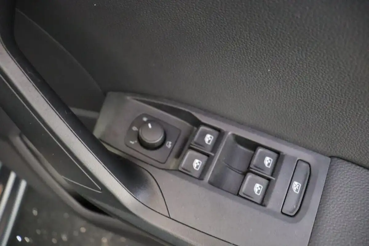 2024-seat-ibiza-10-tsi-xcellence-115ps-dsg-big-18