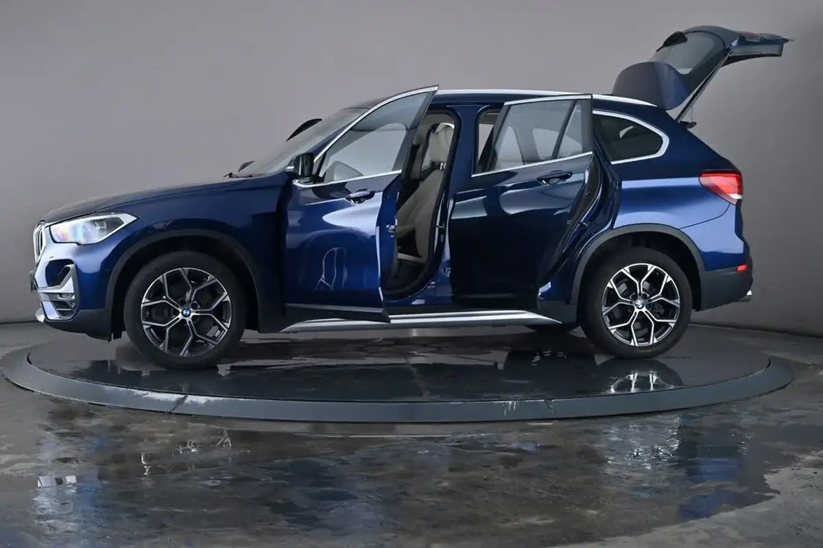 2019-bmw-x1-20-sdrive-20i-xline-sdrive-20i-big-47
