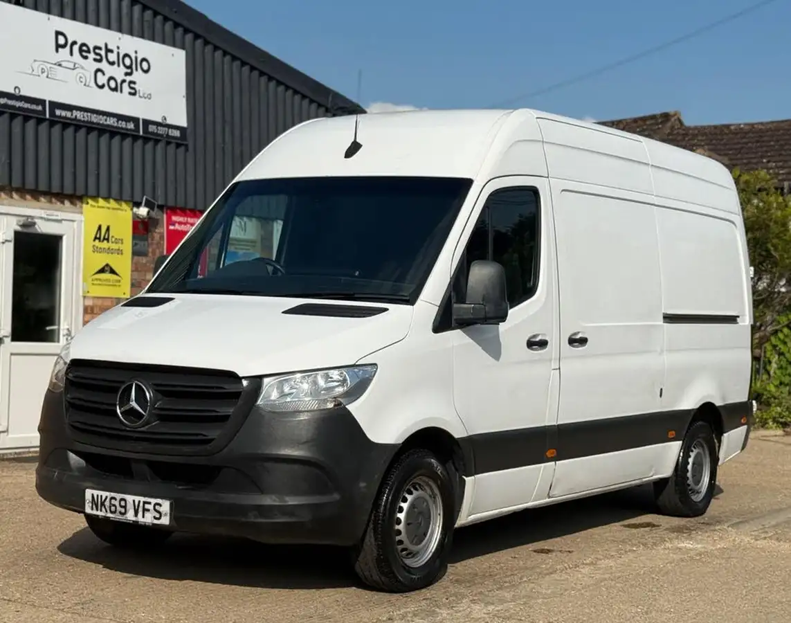2019-mercedes-benz-sprinter-21cdi-314-l2h1-143pseu6c-panel-van-fwd-big-4